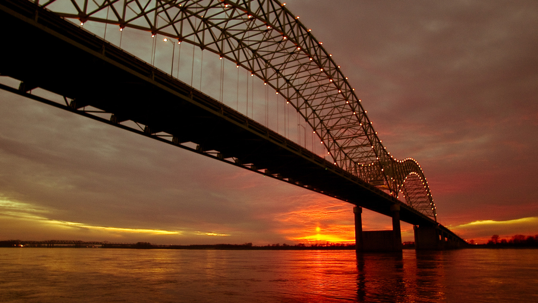 de Soto Bridge. Photo by Thomas Hawk. Used with permission.